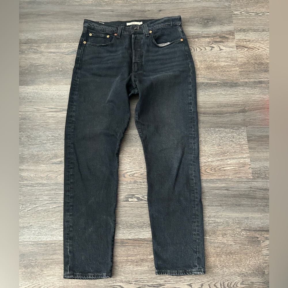Levi's Women's wedgie  Jeans in Classic Black